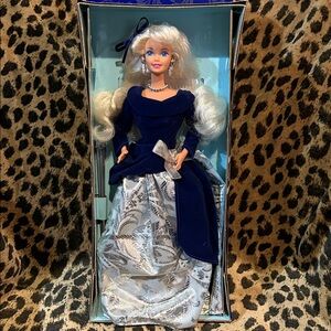 Winter Velvet Barbie 1995